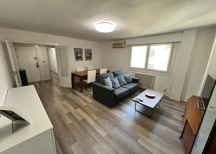 Apartamenticos Plaza Del Pilar III