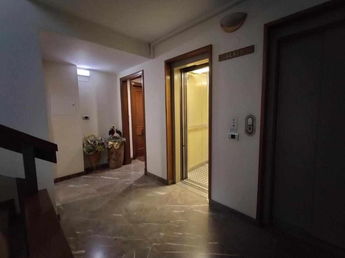 Apartment Apartamenticos Plaza Del Pilar Iii Zaragoza